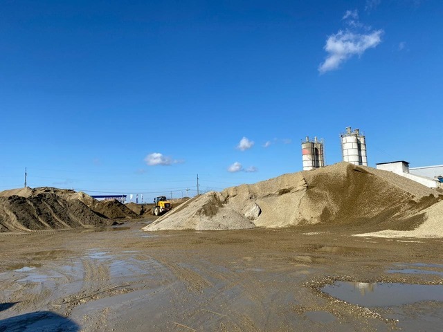 Фото территории завода «БетонПрофи»